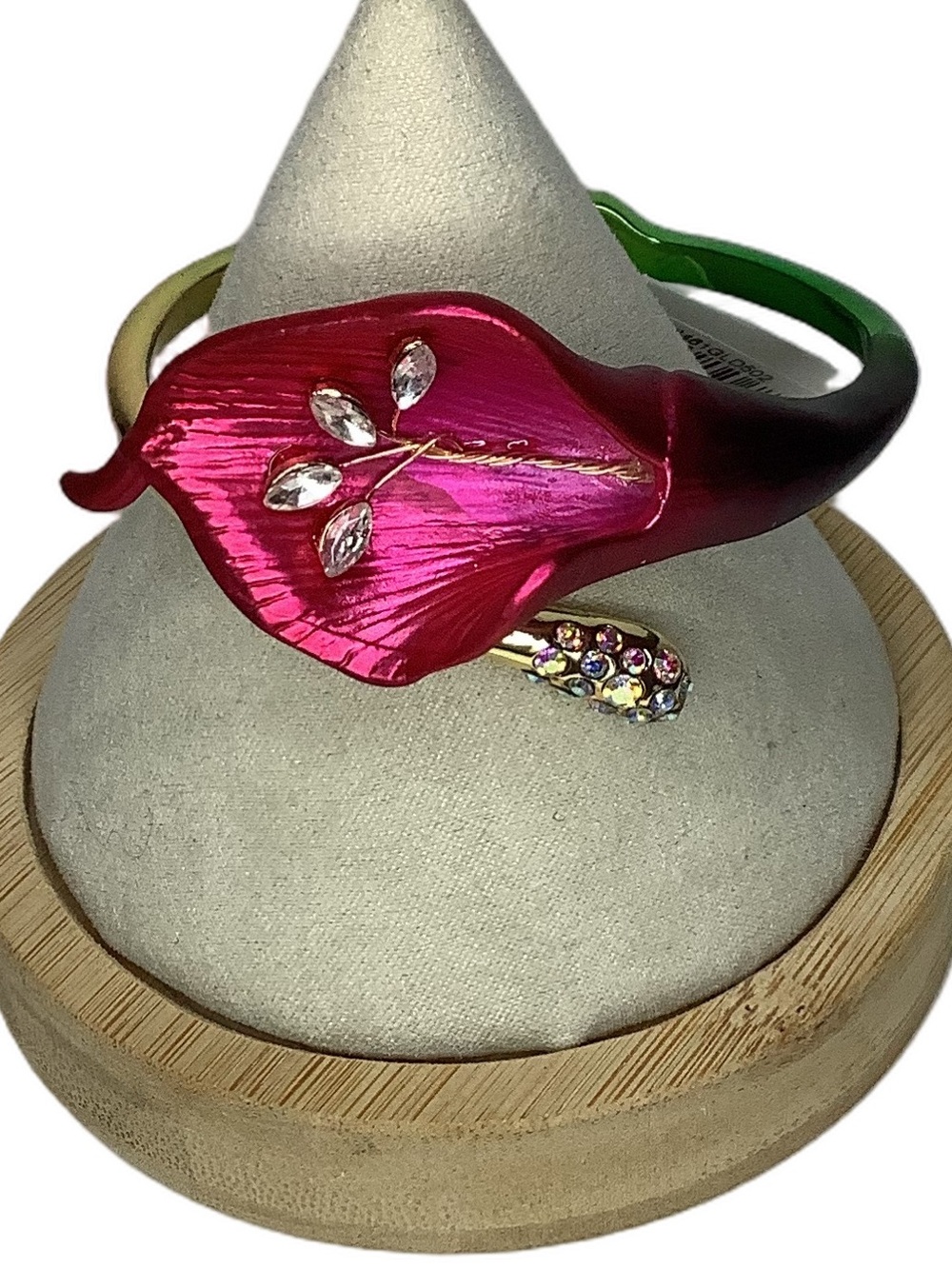 Betsey Johnson Pink Calla Lilly Hinge Bangle Bracelet New